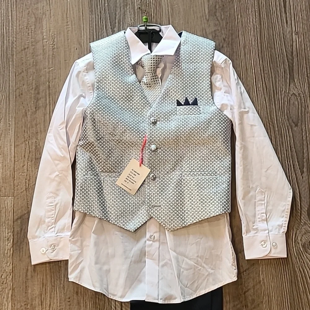 Isaac Mizrahi Boys' Slim Fit Paisley Vest, Shirt, Tie, & Pant Set